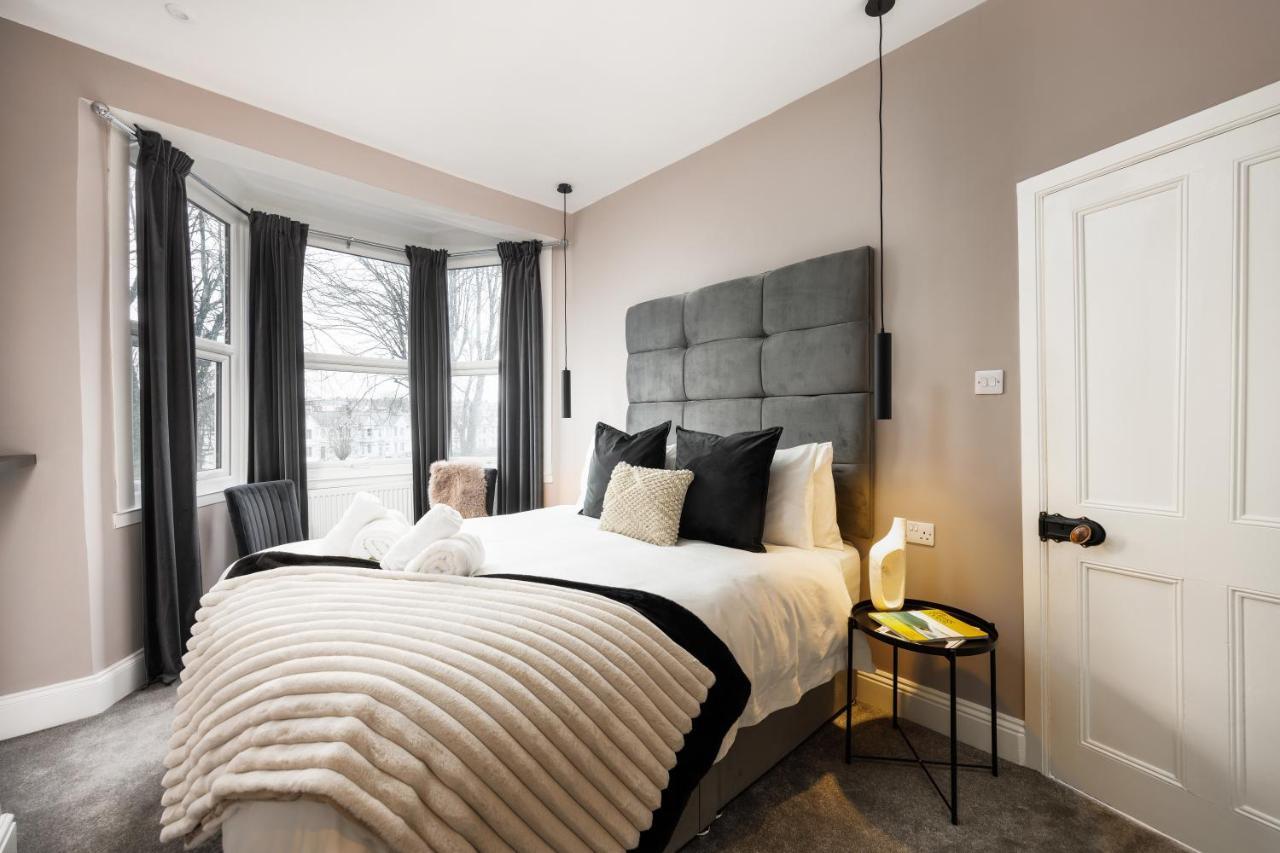 The Getaway! 3 Bed House - Plymouth - Sleeps 7 - Free Parking - Habita Property Exteriör bild