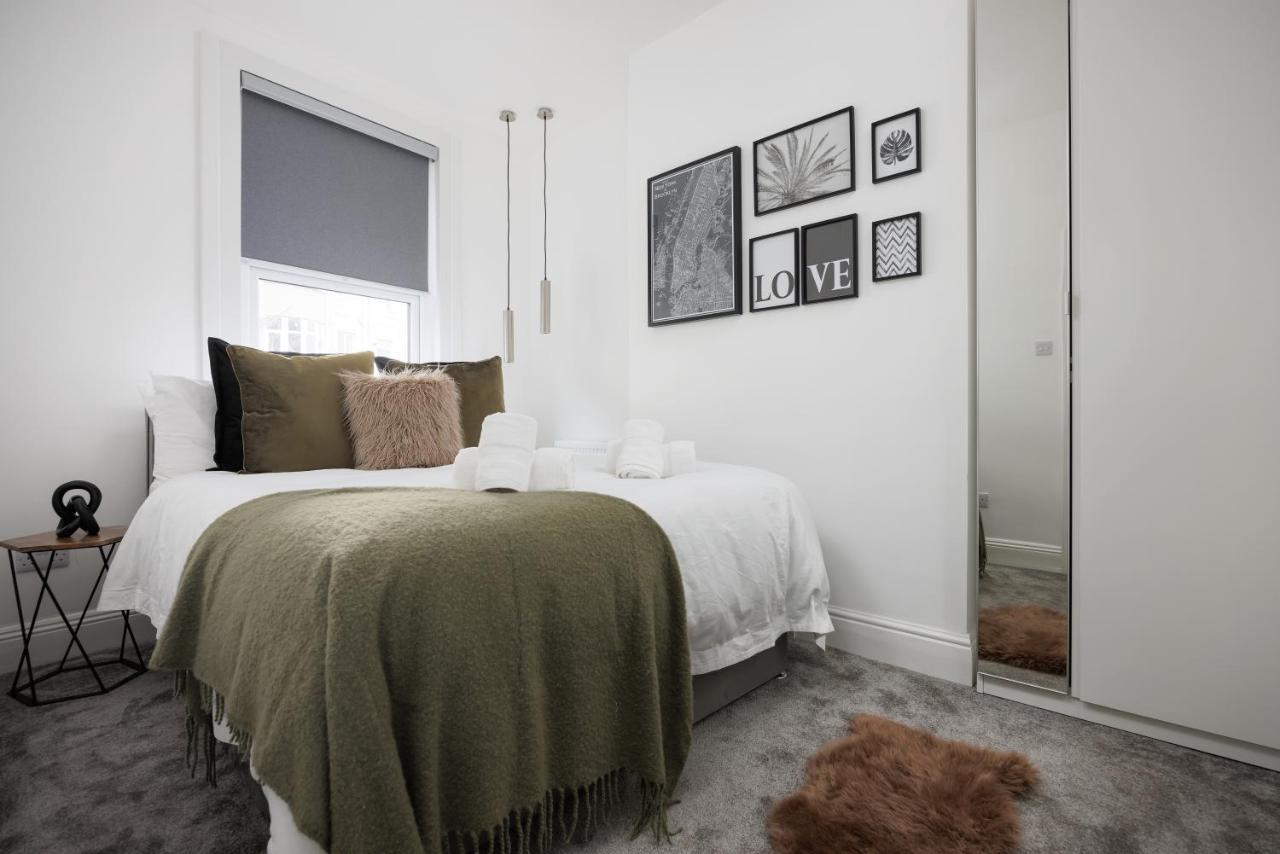 The Getaway! 3 Bed House - Plymouth - Sleeps 7 - Free Parking - Habita Property Exteriör bild