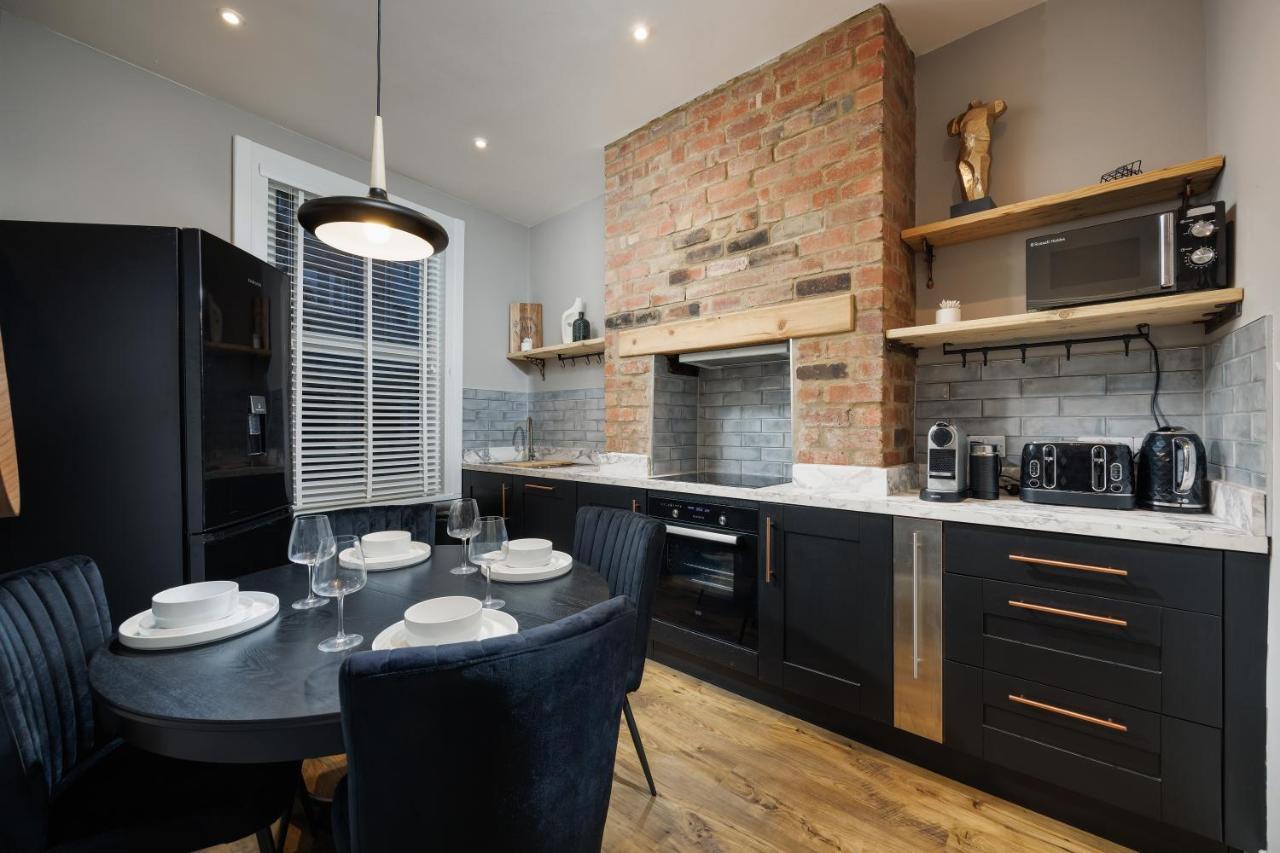 The Getaway! 3 Bed House - Plymouth - Sleeps 7 - Free Parking - Habita Property Exteriör bild